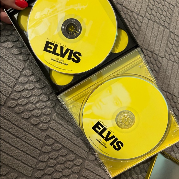 ❤️Elvis Presley Official Masters 3 CD Set - Picture 5 of 6